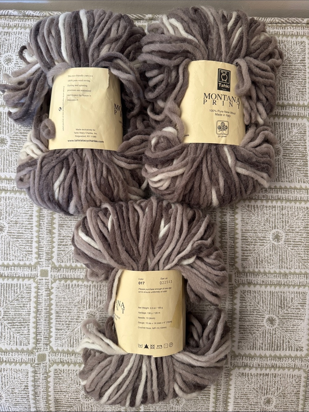 TAHKI YARN - Montana Print Bulky Wool Yarn - Color 017